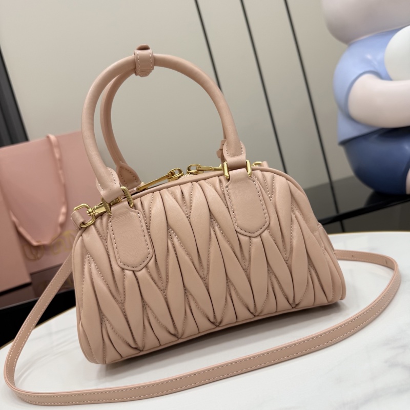 Сумка Miu Miu складчатая кожа