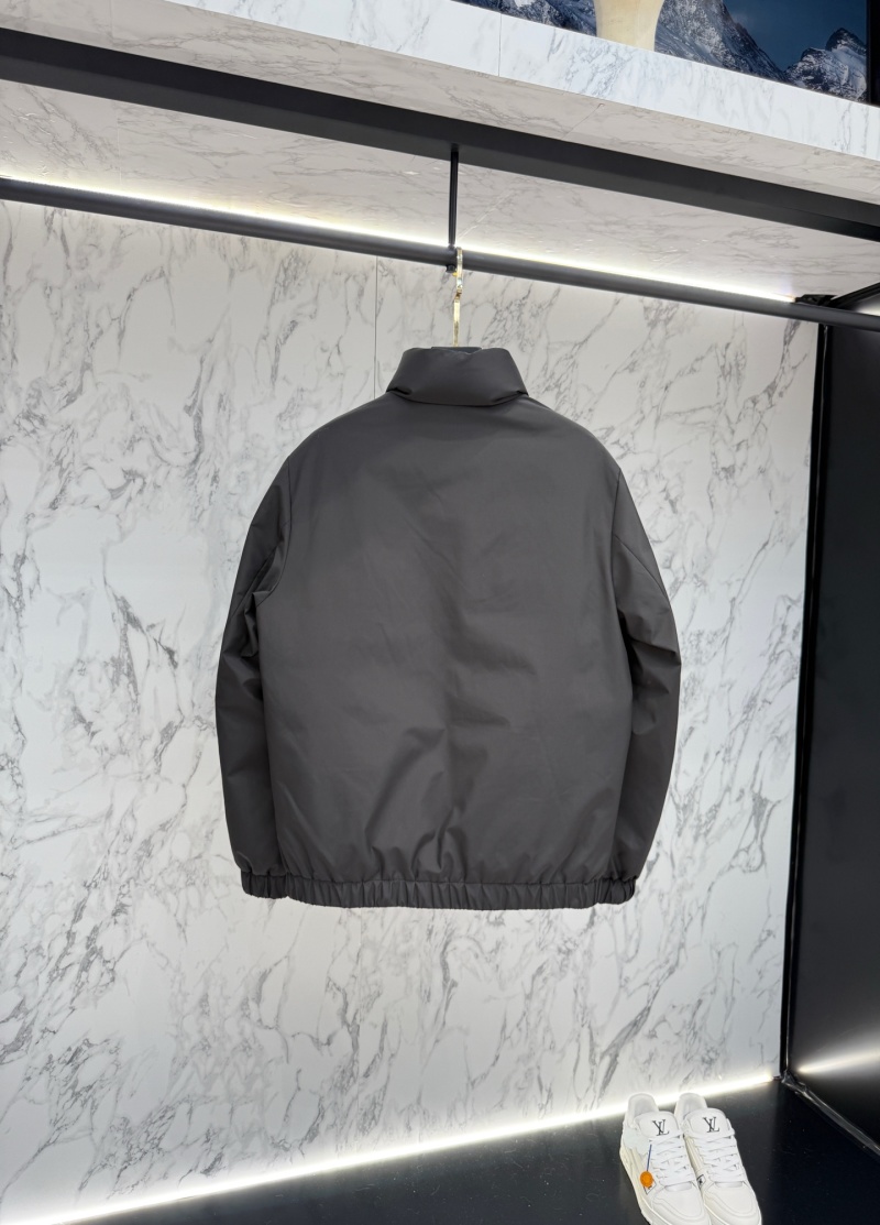 Пуховик Moncler