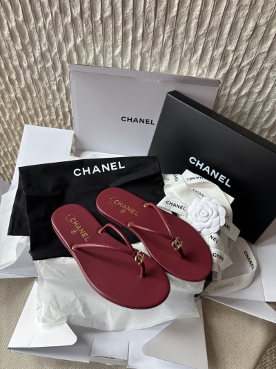 Шлепанцы CHANEL бордовые