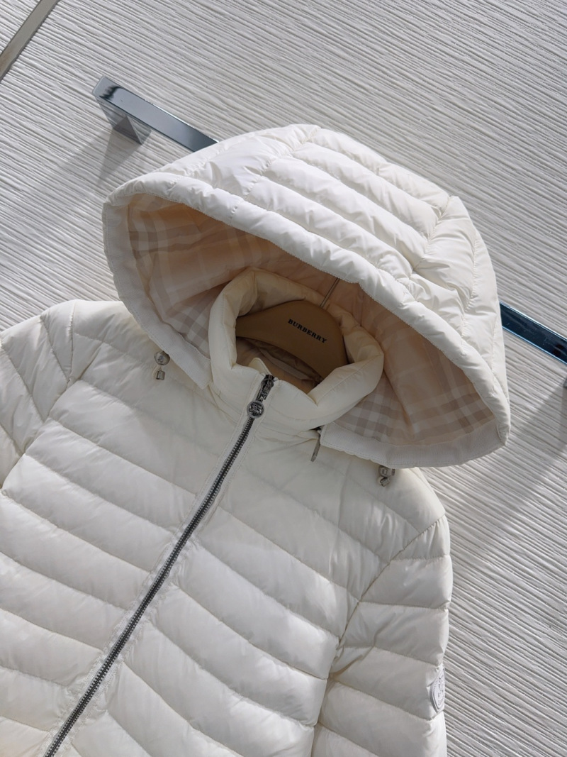 Пуховик Burberry
