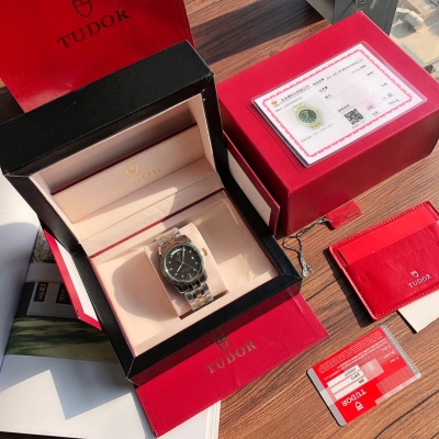Часы Tudor
