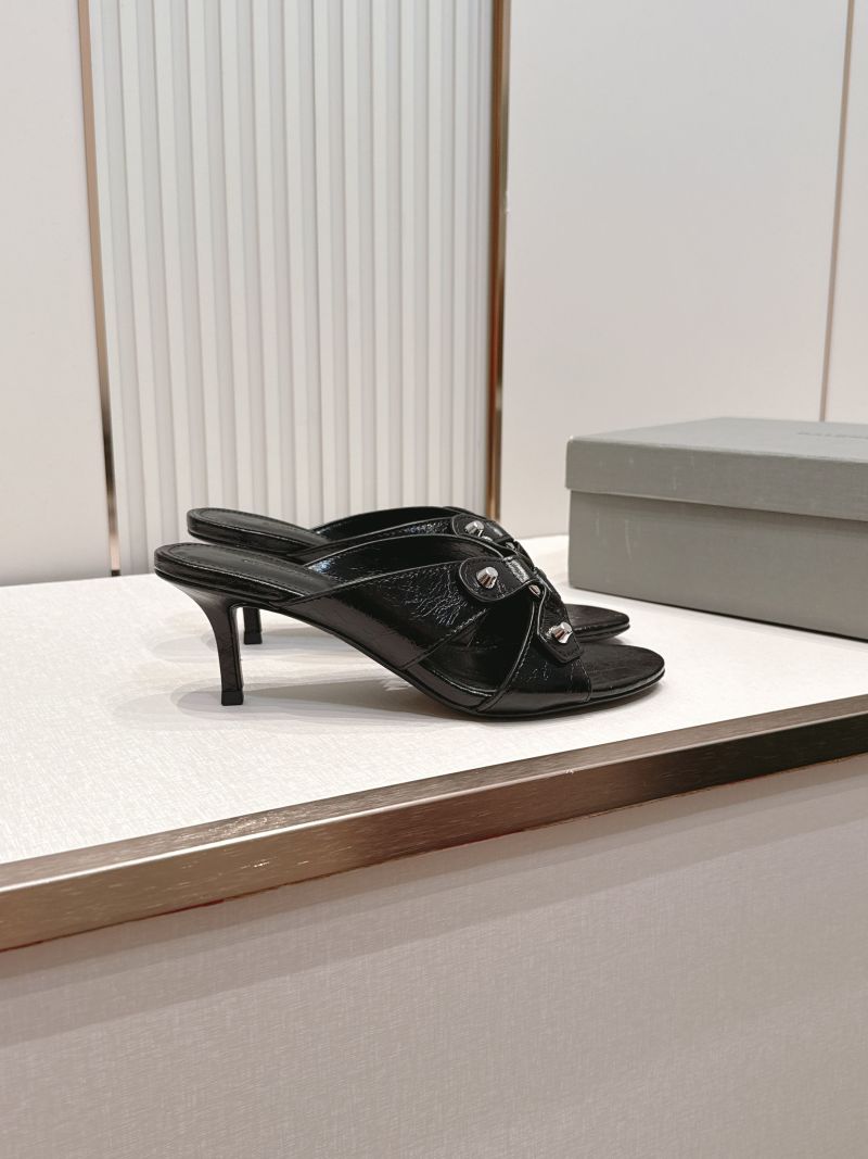 Женские мюли Balenciaga на каблуке с заклепками