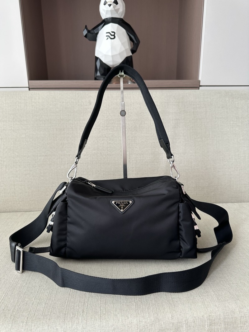Сумка Prada Explore Re-Nylon