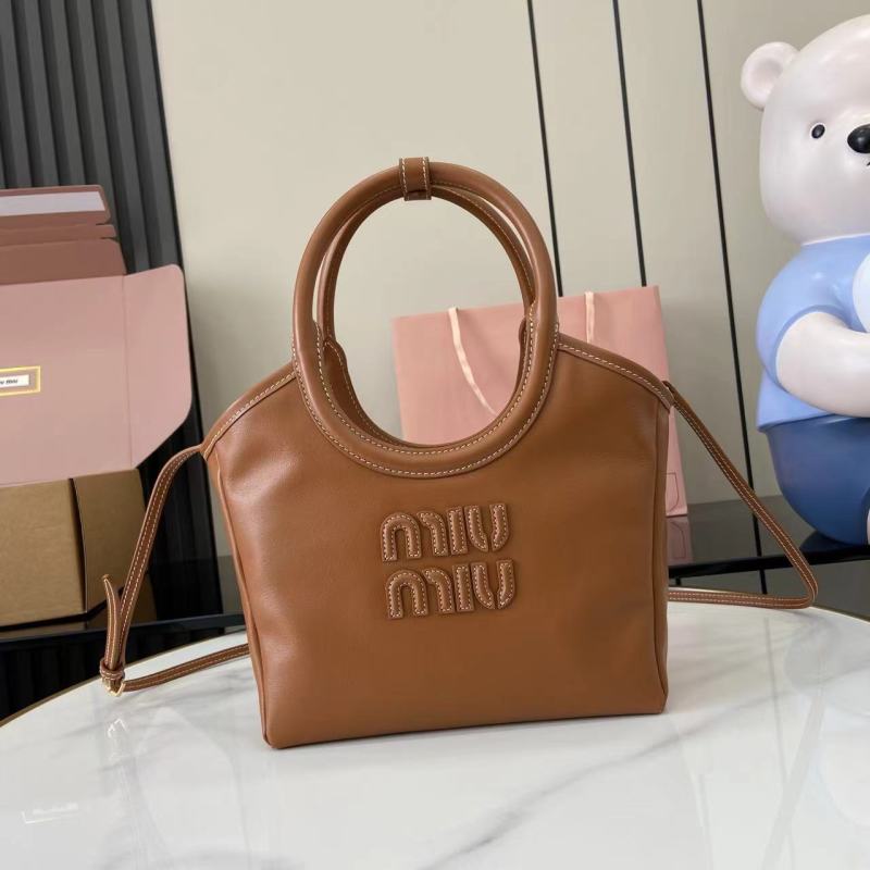 Сумка Miu Miu коричневая с круглой ручкой