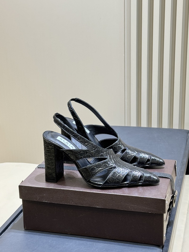 Женские туфли Alaia на каблуке с открытым носом и ремешком Alaïa