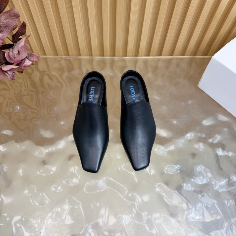 Женские черные мюли с каблуком Loewe