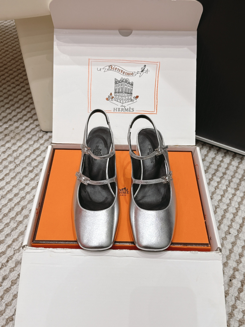 Босоножки женские с закрытым носком и ремешками Hermès