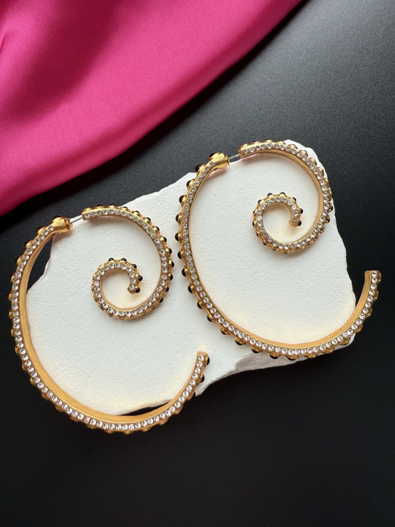 Серьги с кристаллами Schiaparelli