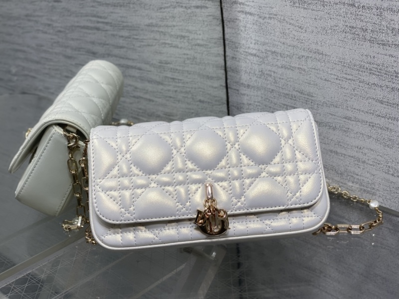 Женская сумка Dior белый