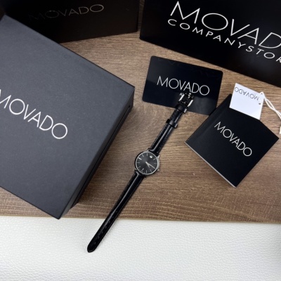 Часы Movado