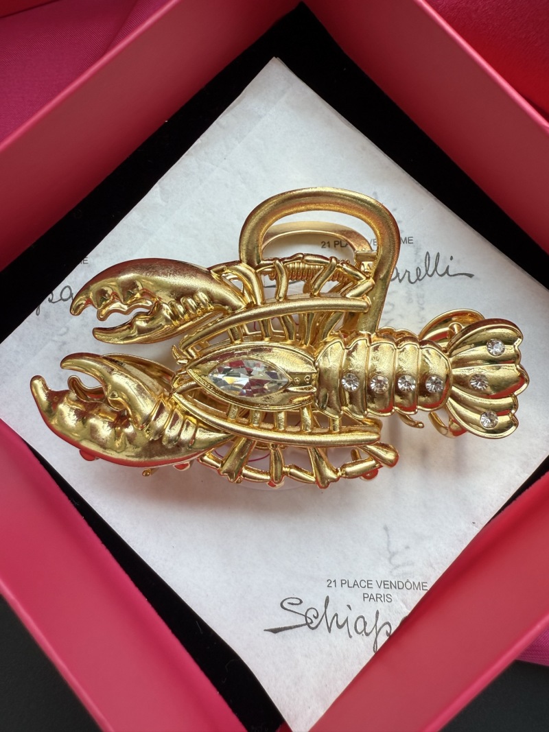 Брошь в виде краба Schiaparelli
