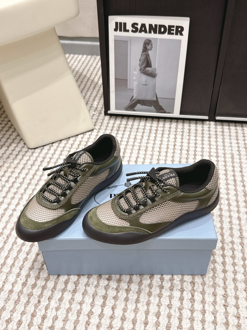 Кроссовки Prada сетчатые с вставками из кожи