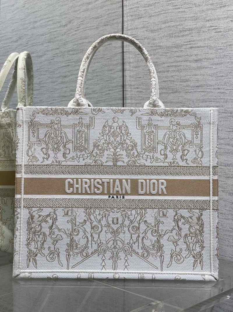Сумка-тоут Christian Dior с вышивкой
