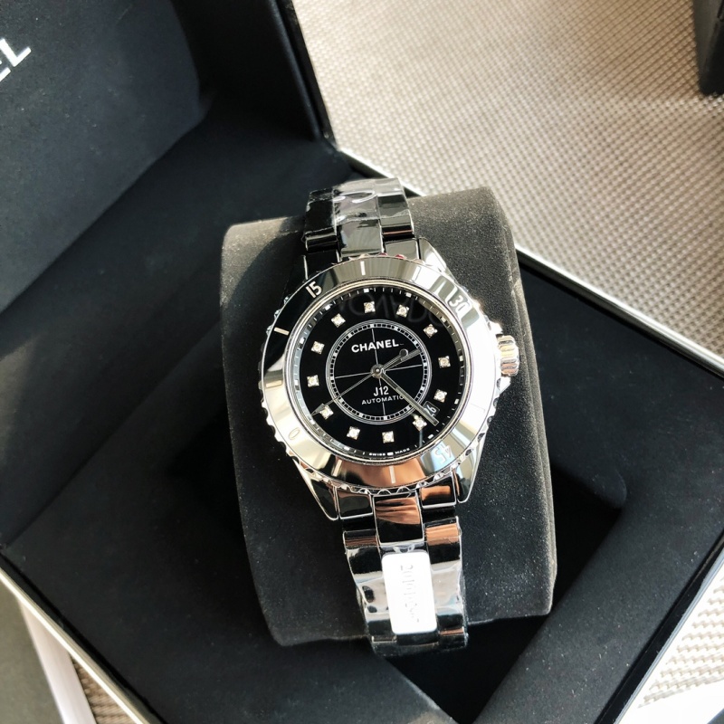 Часы Chanel