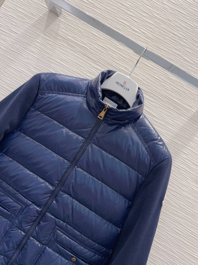 Пуховик Moncler