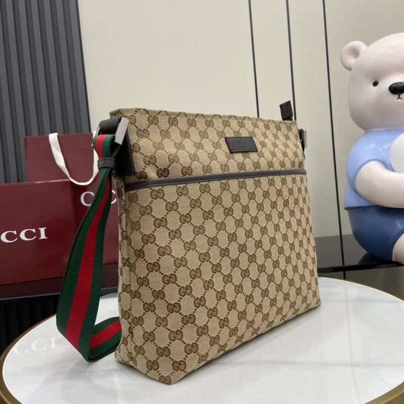 Сумка Gucci с монограммой