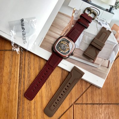 Часы SevenFriday