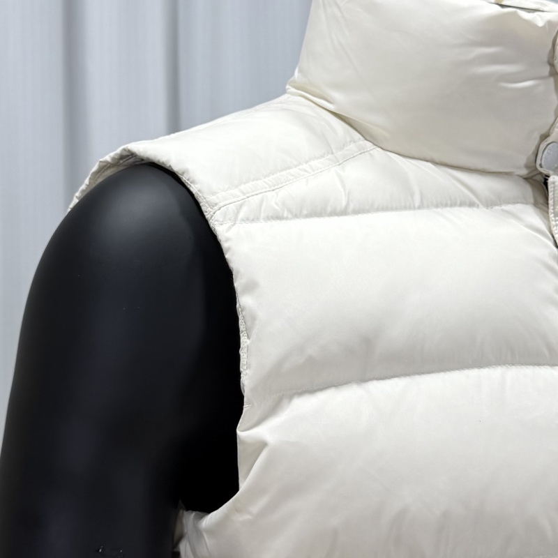 Жилет Moncler