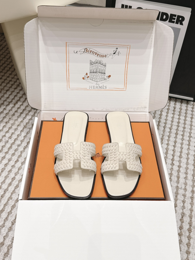 Шлёпанцы Hermès