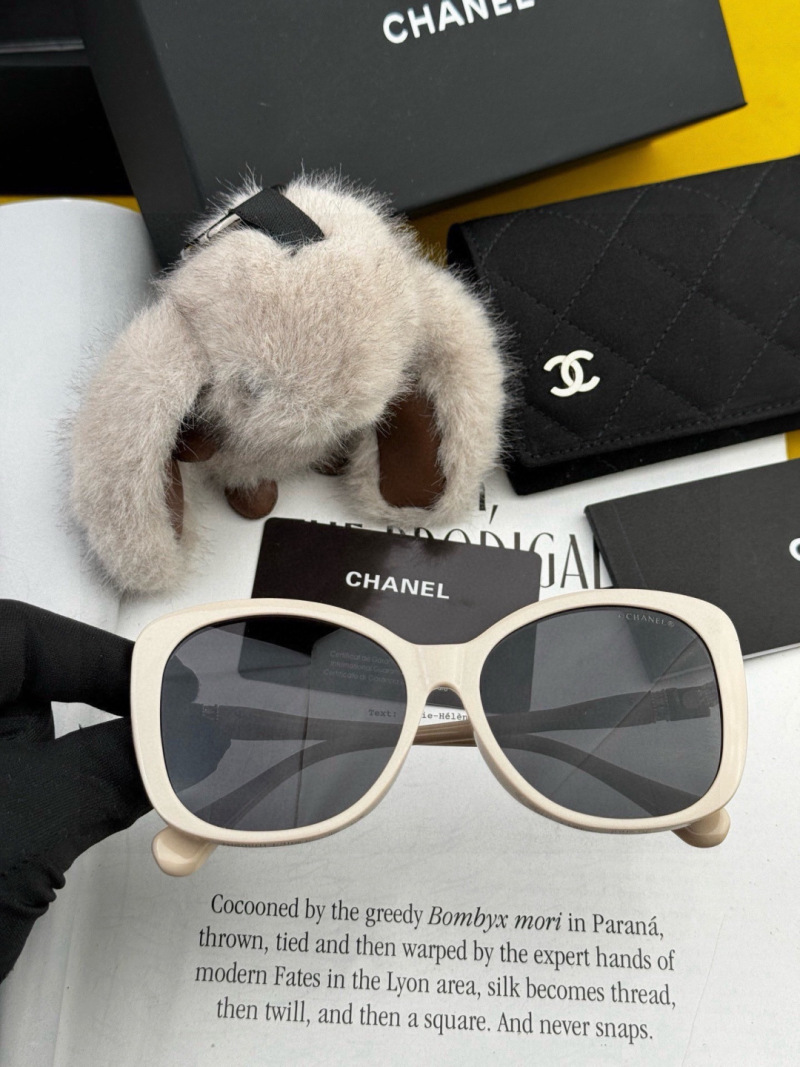 Очки Chanel