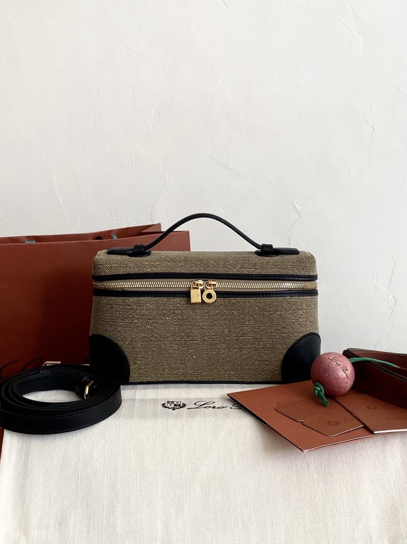 Сумка Loro Piana из ткани с черными вставками
