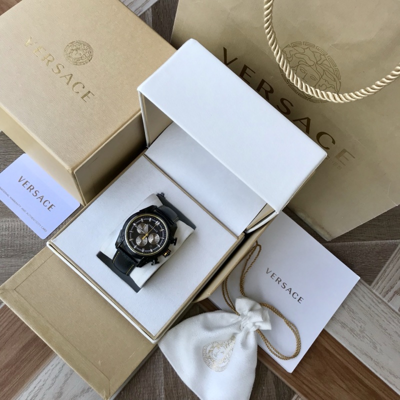 Часы Versace