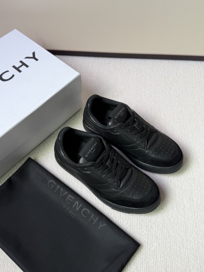 Мужские кроссовки Givenchy