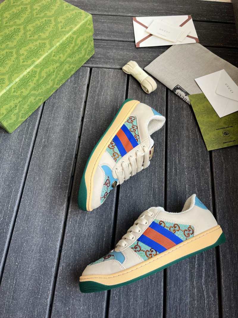 Кроссовки женские Gucci с принтом GG
