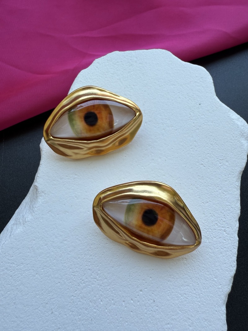 Серьги в виде глаз Schiaparelli