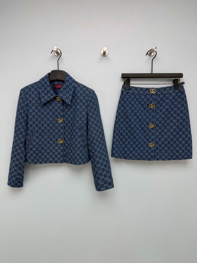 Джинсовый костюм Gucci с двойным G