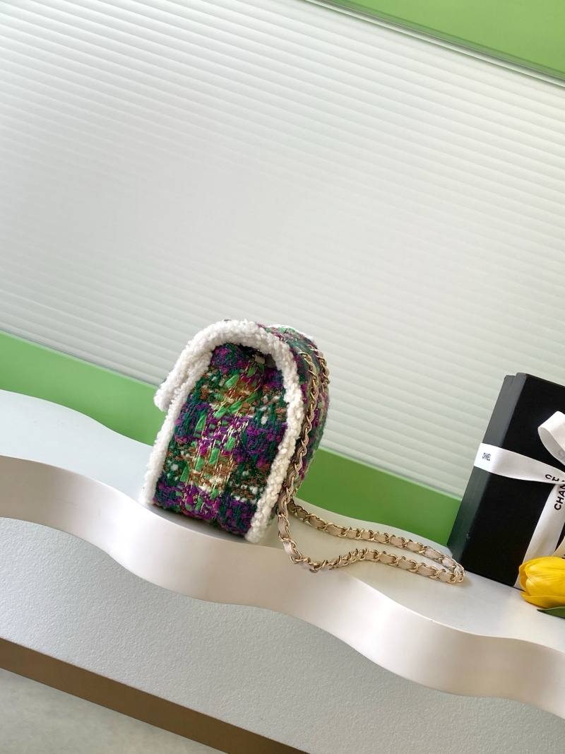 Сумка с цветным твидом и белой оторочкой, металлическая цепь Chanel
