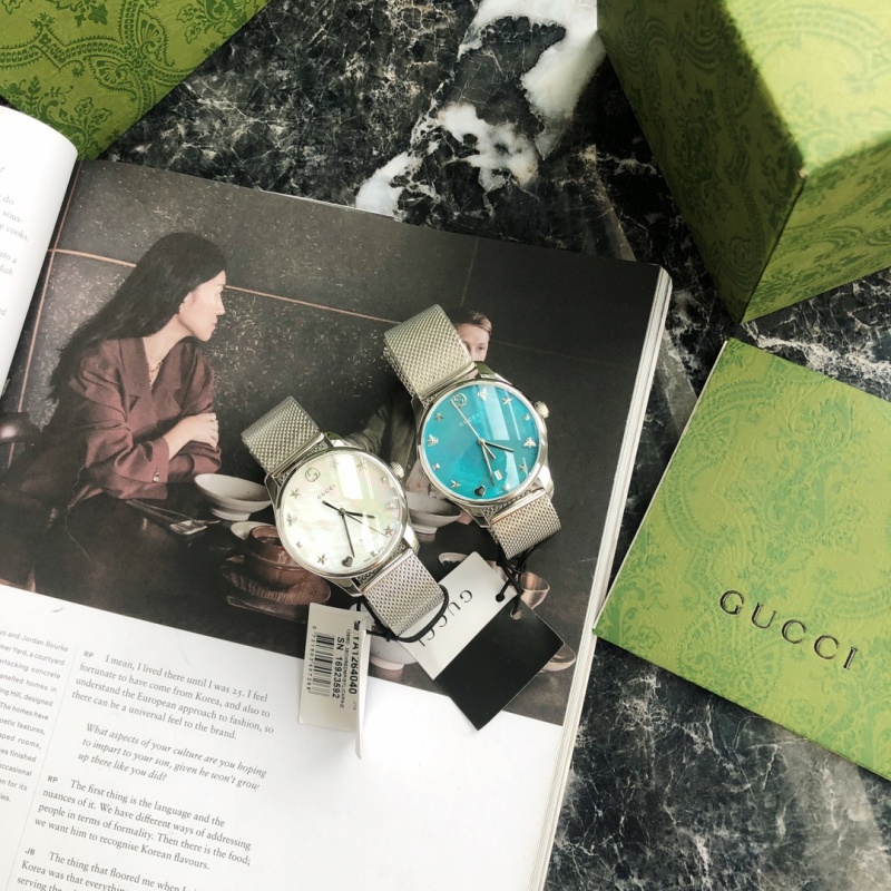 Часы Gucci