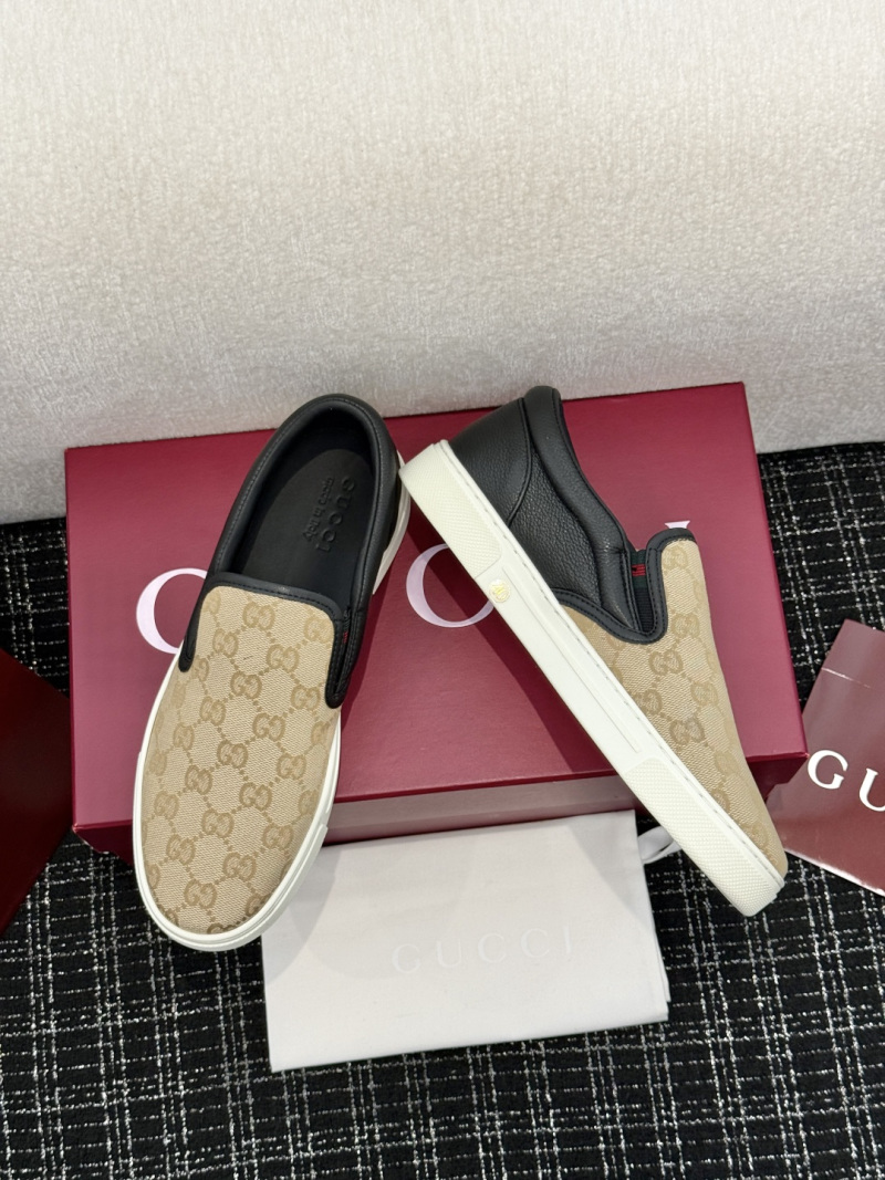 Мужские мокасины Gucci с классическим узором