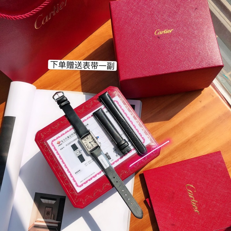 Часы Cartier Tank Must