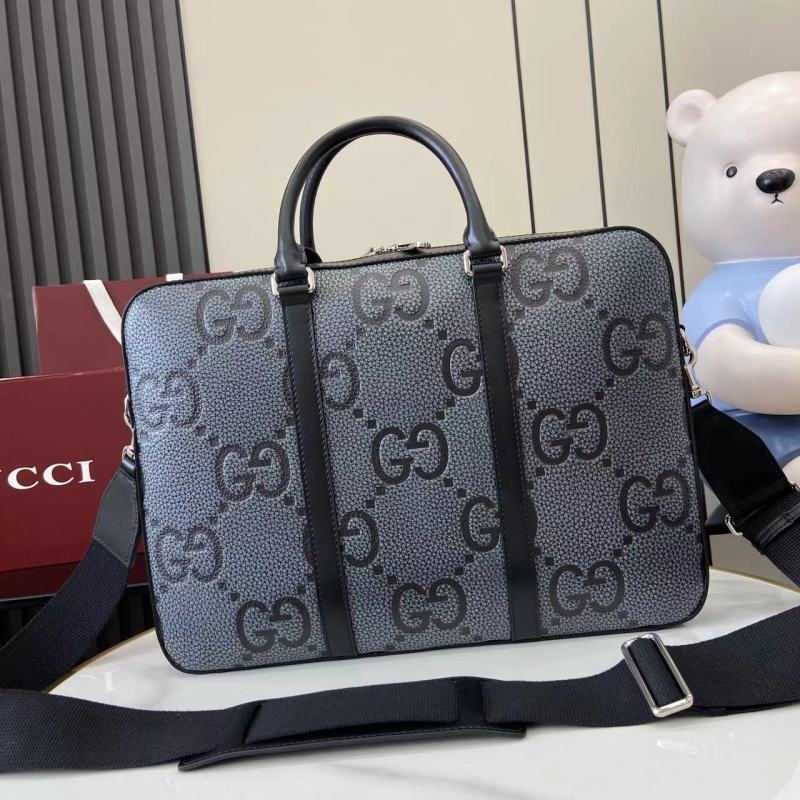 Сумка Gucci с монограммой GG