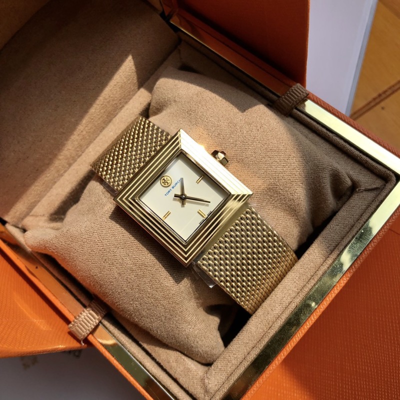 Часы Tory Burch
