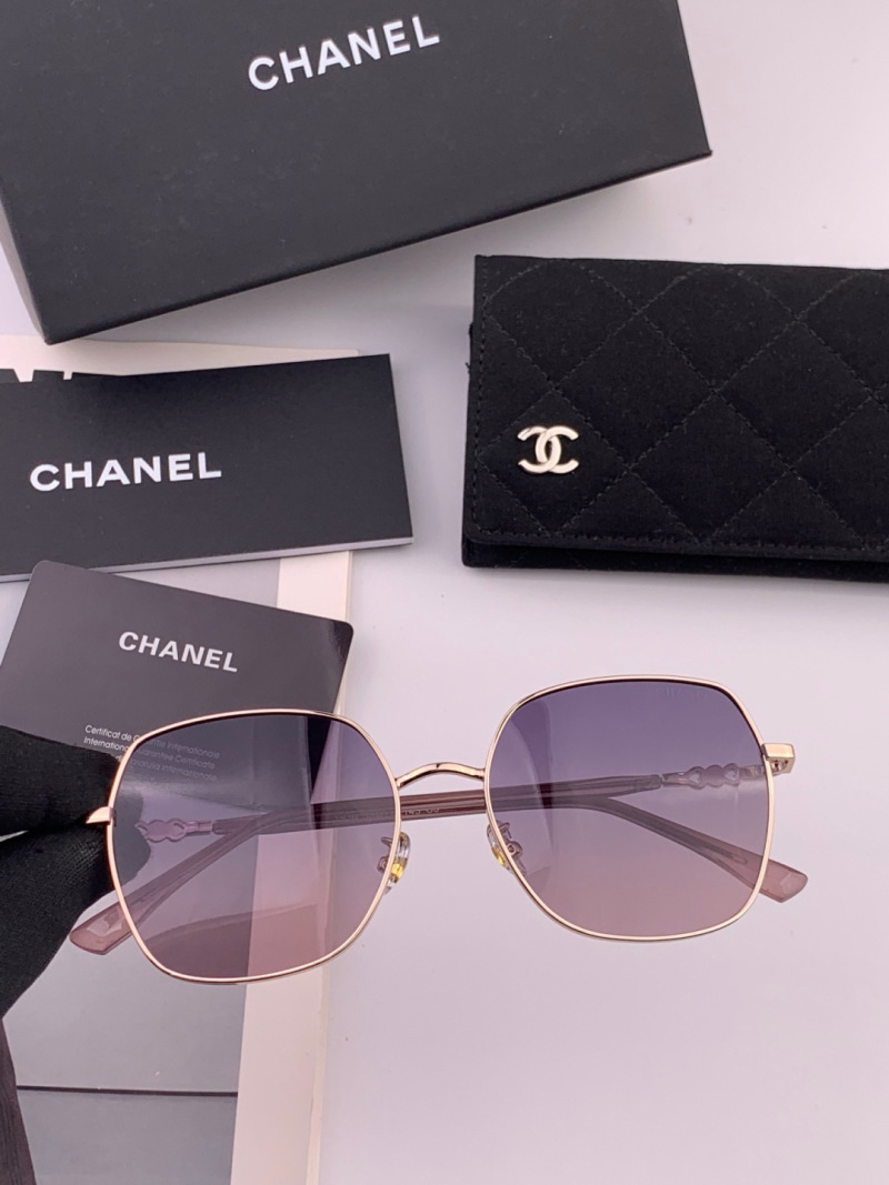 Солнцезащитные очки шестигранной формы с градиентными стеклами Chanel