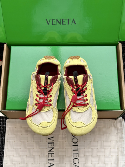 Кроссовки Bottega Veneta желтые