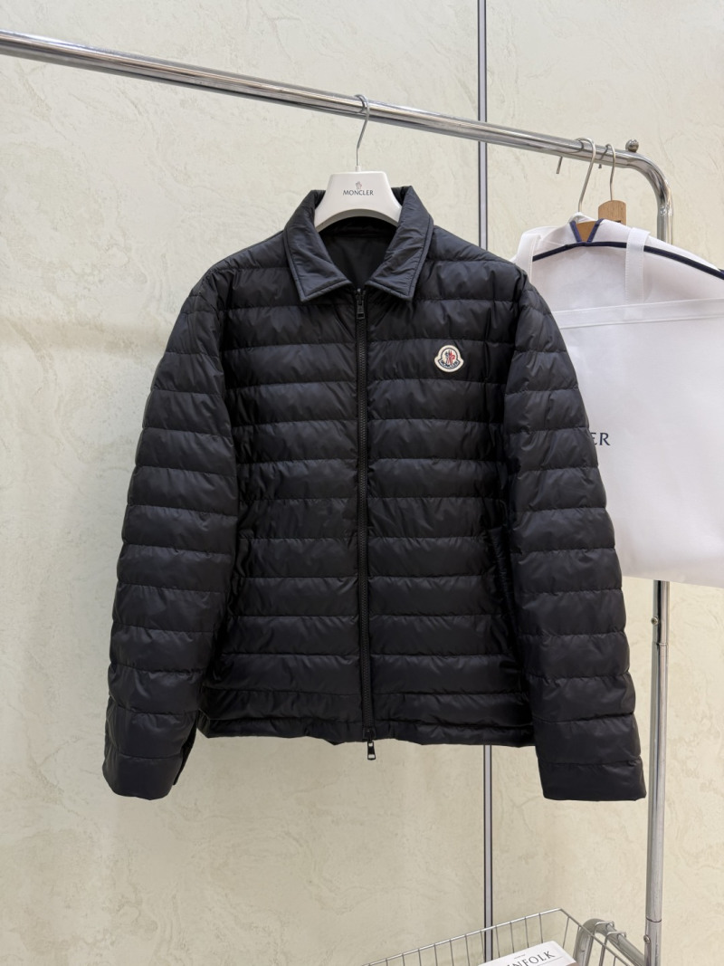 Пуховик Moncler