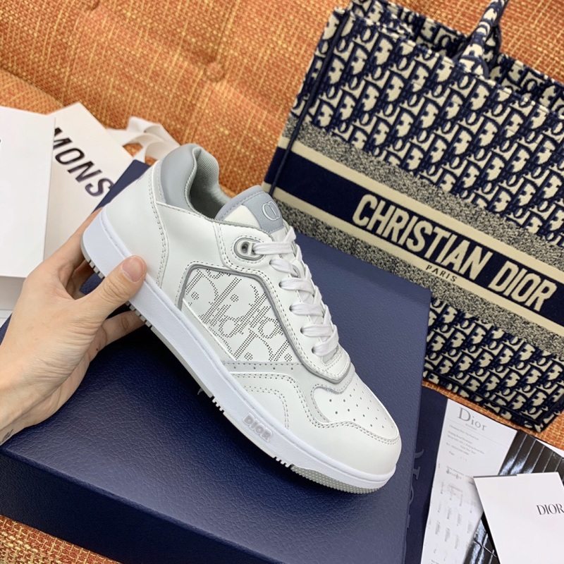 Белые мужские кроссовки Dior