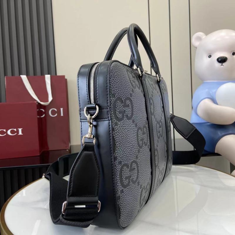 Сумка Gucci с монограммой GG