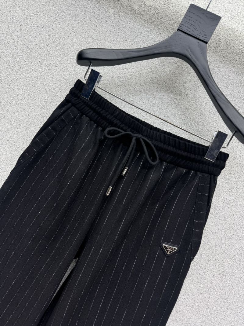 Брюки Prada