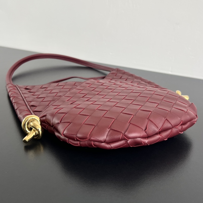 Кожаная плетеная сумка Bottega Veneta
