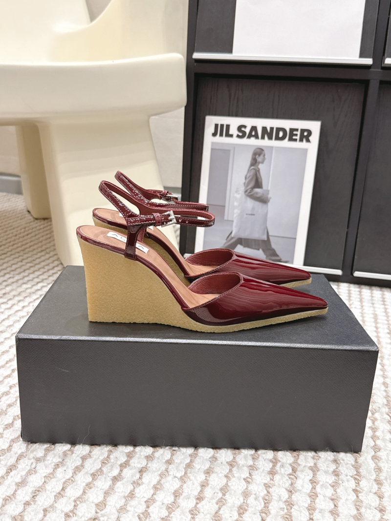 Сабо и мюли Alaia женские Alaïa
