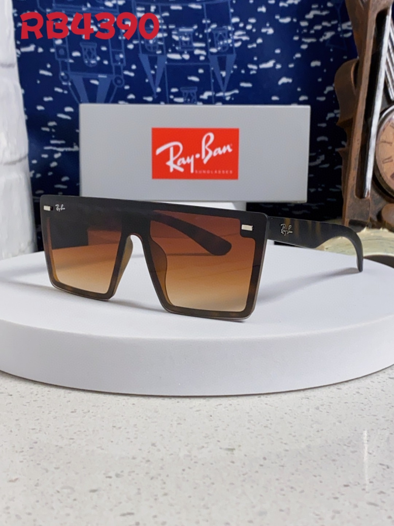 Солнцезащитные очки Ray-Ban RB4390 женские