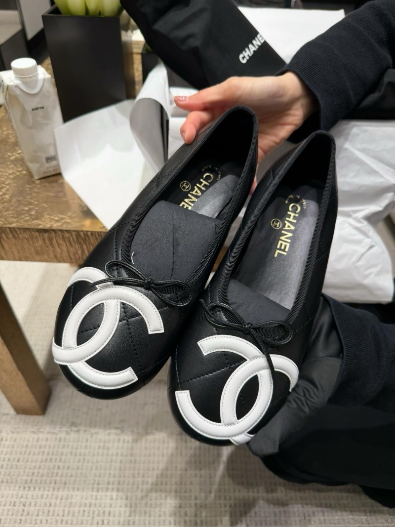 Балетки Chanel черного цвета