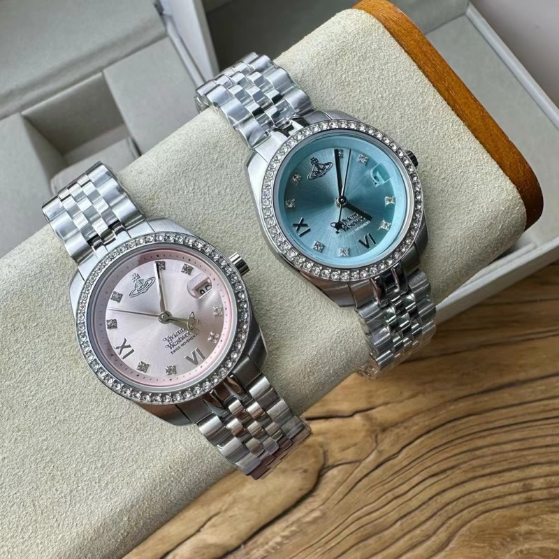 Часы Vivienne Westwood