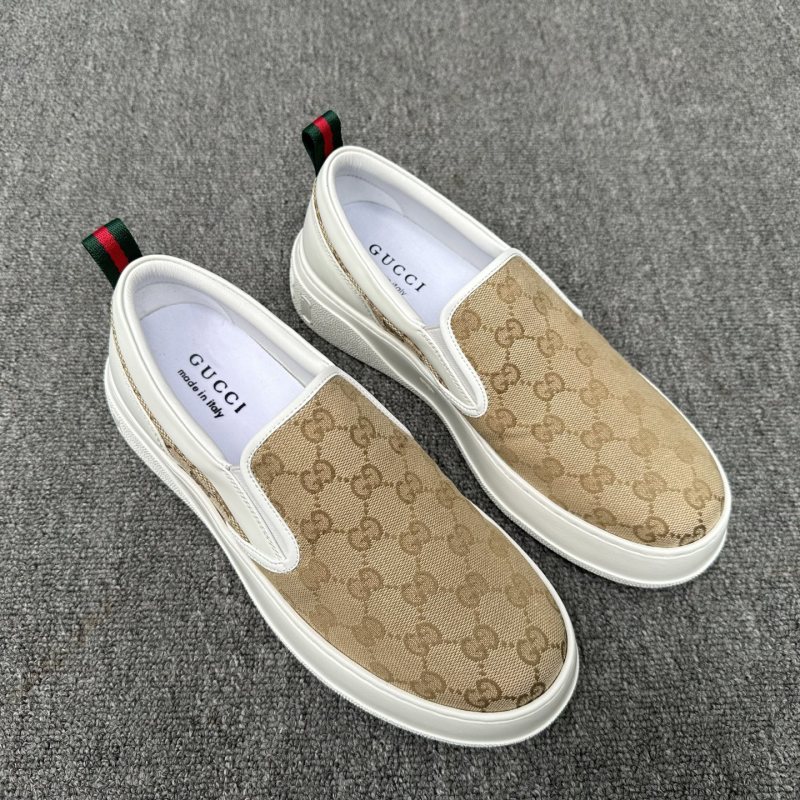 Мужские слипоны Gucci Monogram