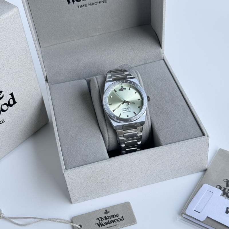 Часы Vivienne Westwood