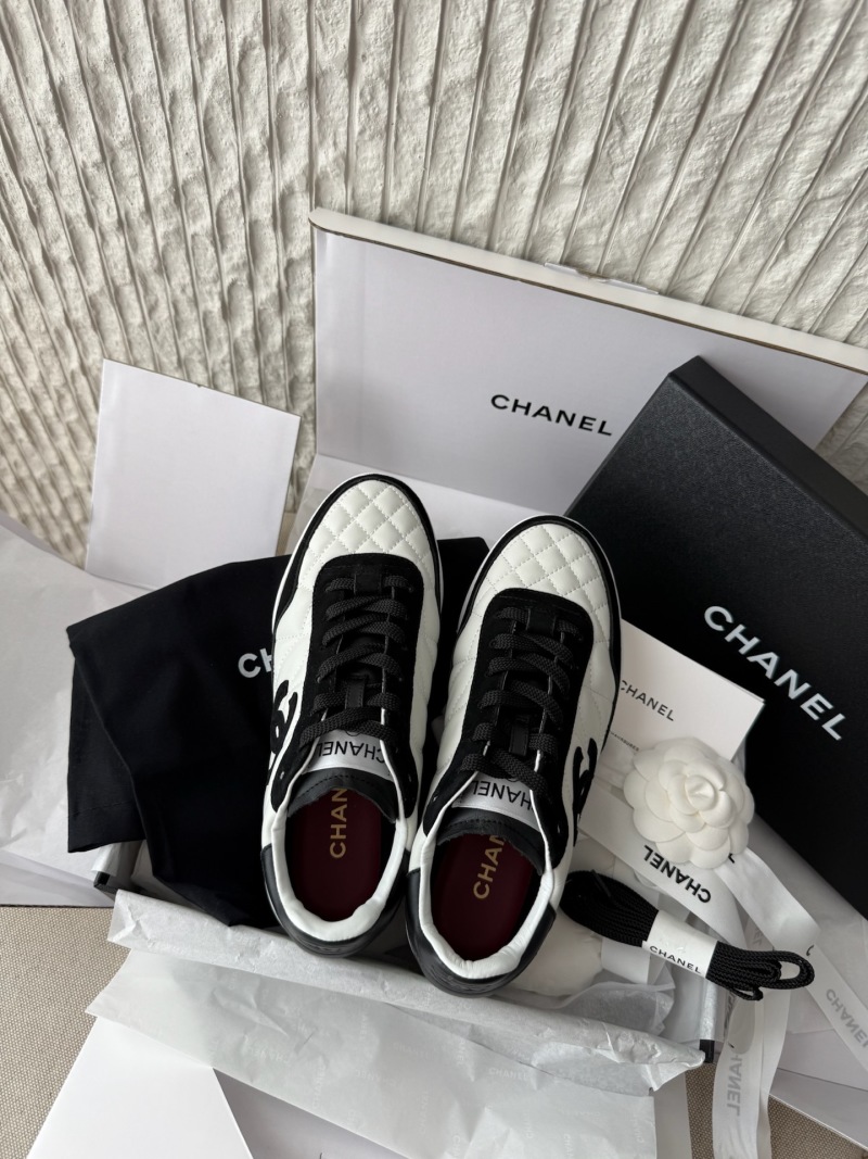 Кроссовки женские черно-белые из натуральной кожи Chanel